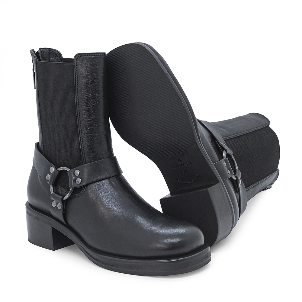 bota feminina, BOTA biker, bota de couro, solado de borracha, bico quadrado, cano curto, enfeite, bota preta