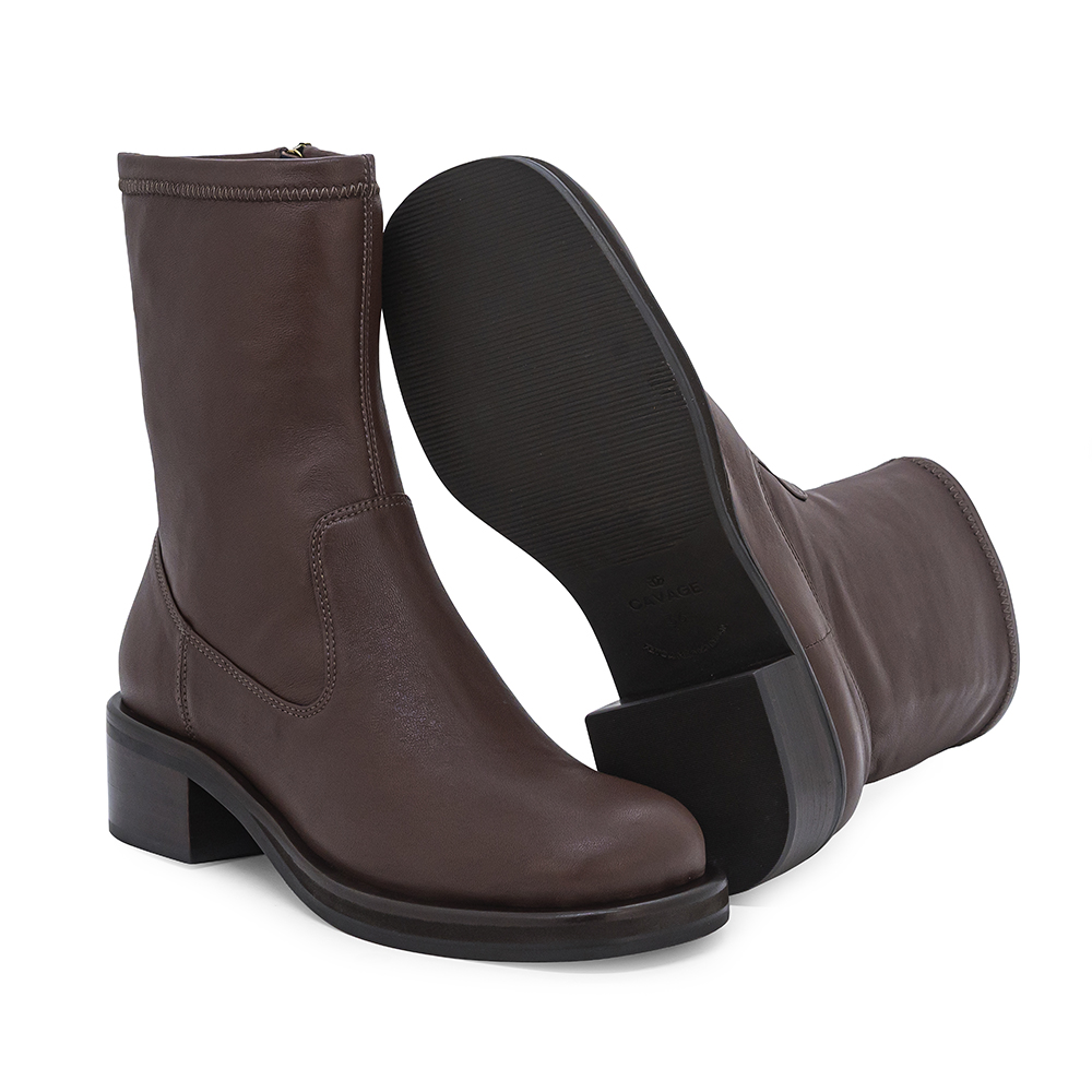 bota feminina, coturno, bota de couro, cano longo, solado de borracha, bota marrom, cano couro stretch